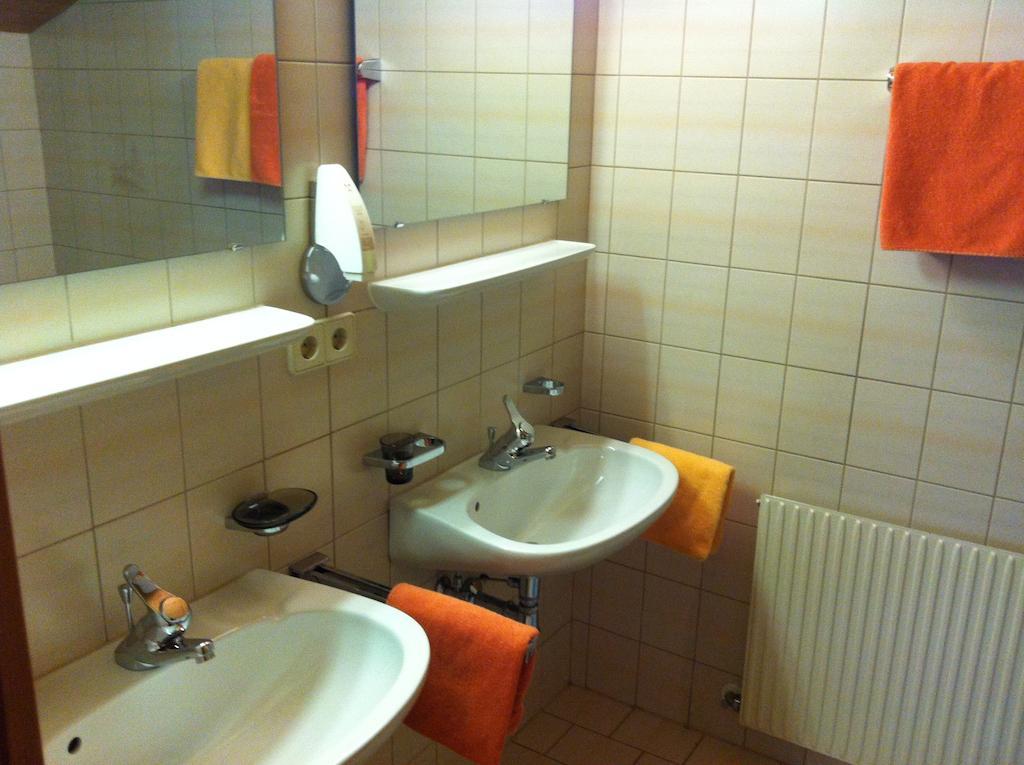 Hotel Garni Pfandl Neustift im Stubaital Phòng bức ảnh