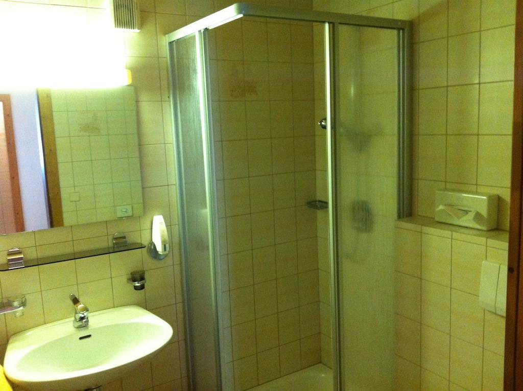 Hotel Garni Pfandl Neustift im Stubaital Phòng bức ảnh